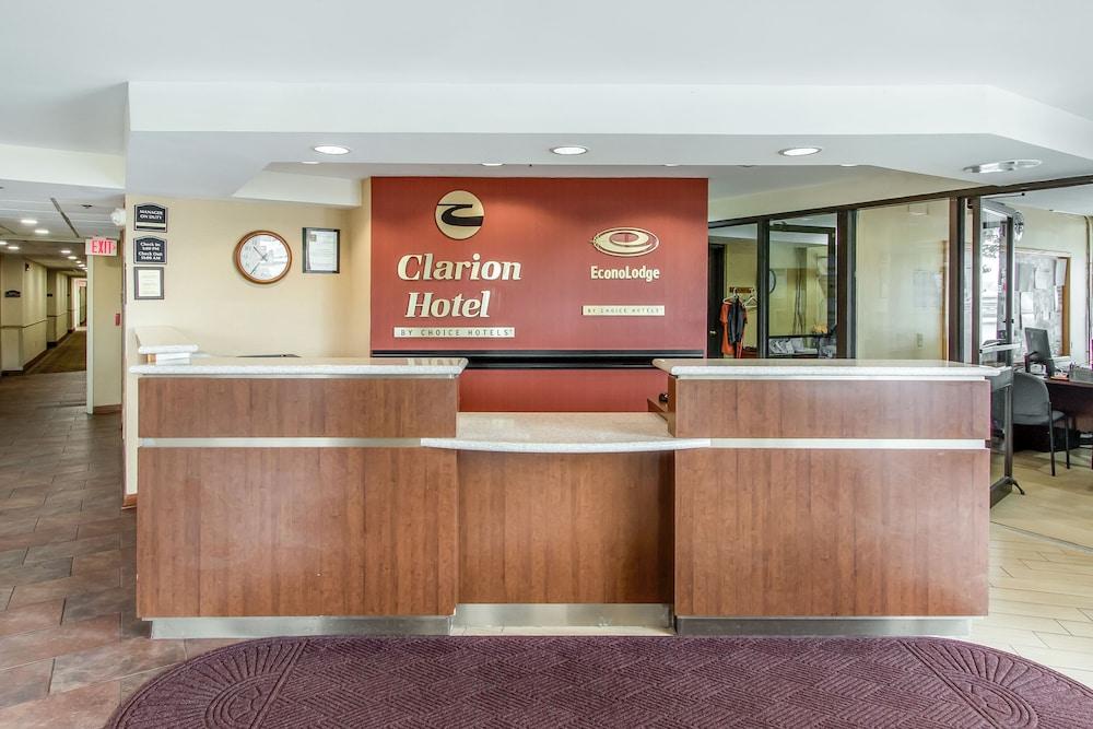 Clarion - Tulsa 3*