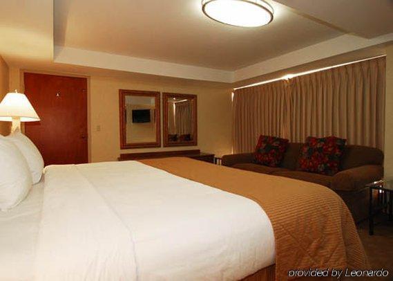 Hotel Clarion - Tulsa 3*