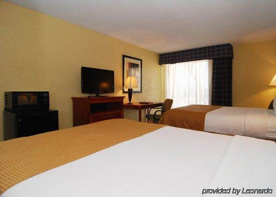 Clarion - Tulsa 3* Broken Arrow
