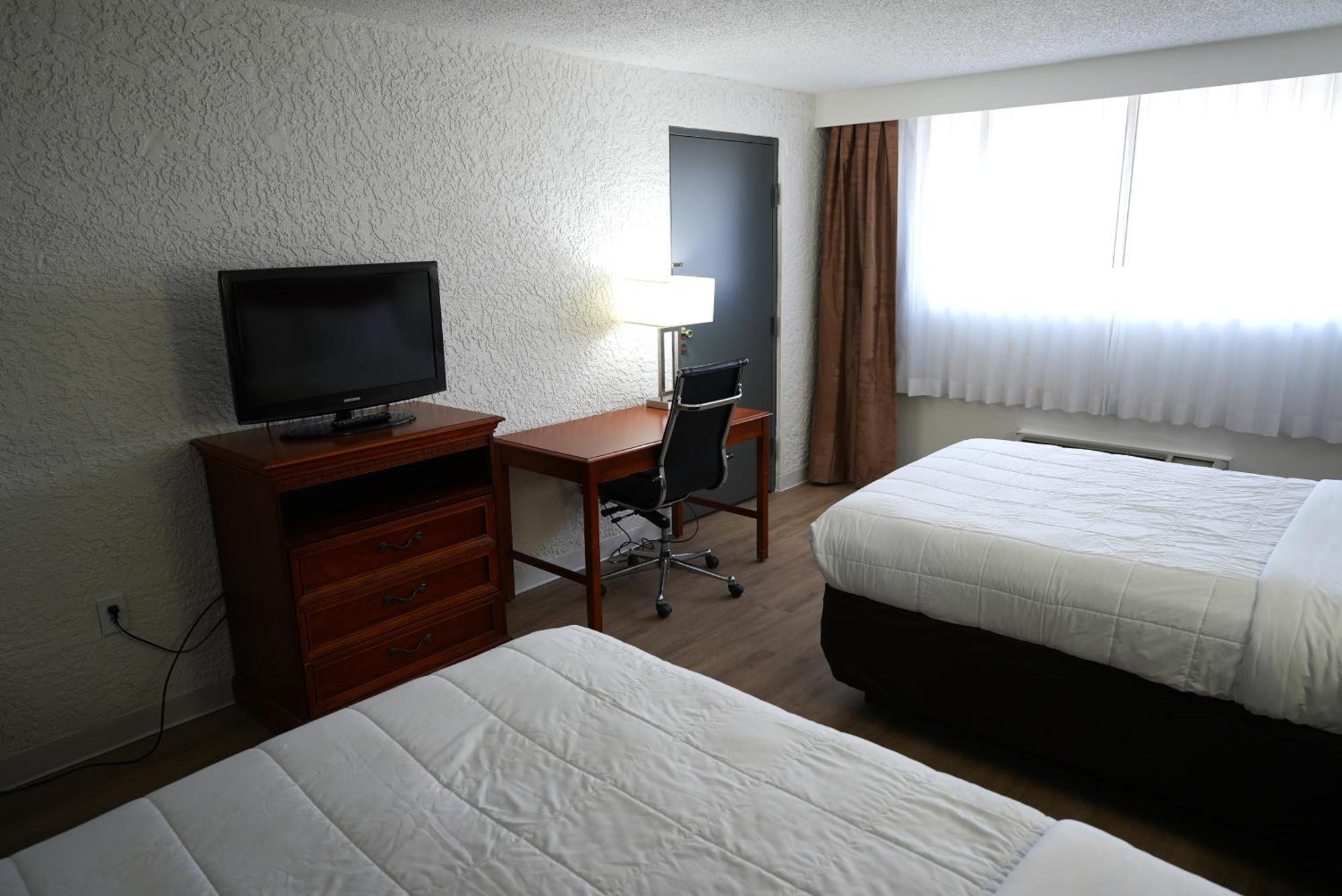 Clarion - Tulsa Hotel 3*