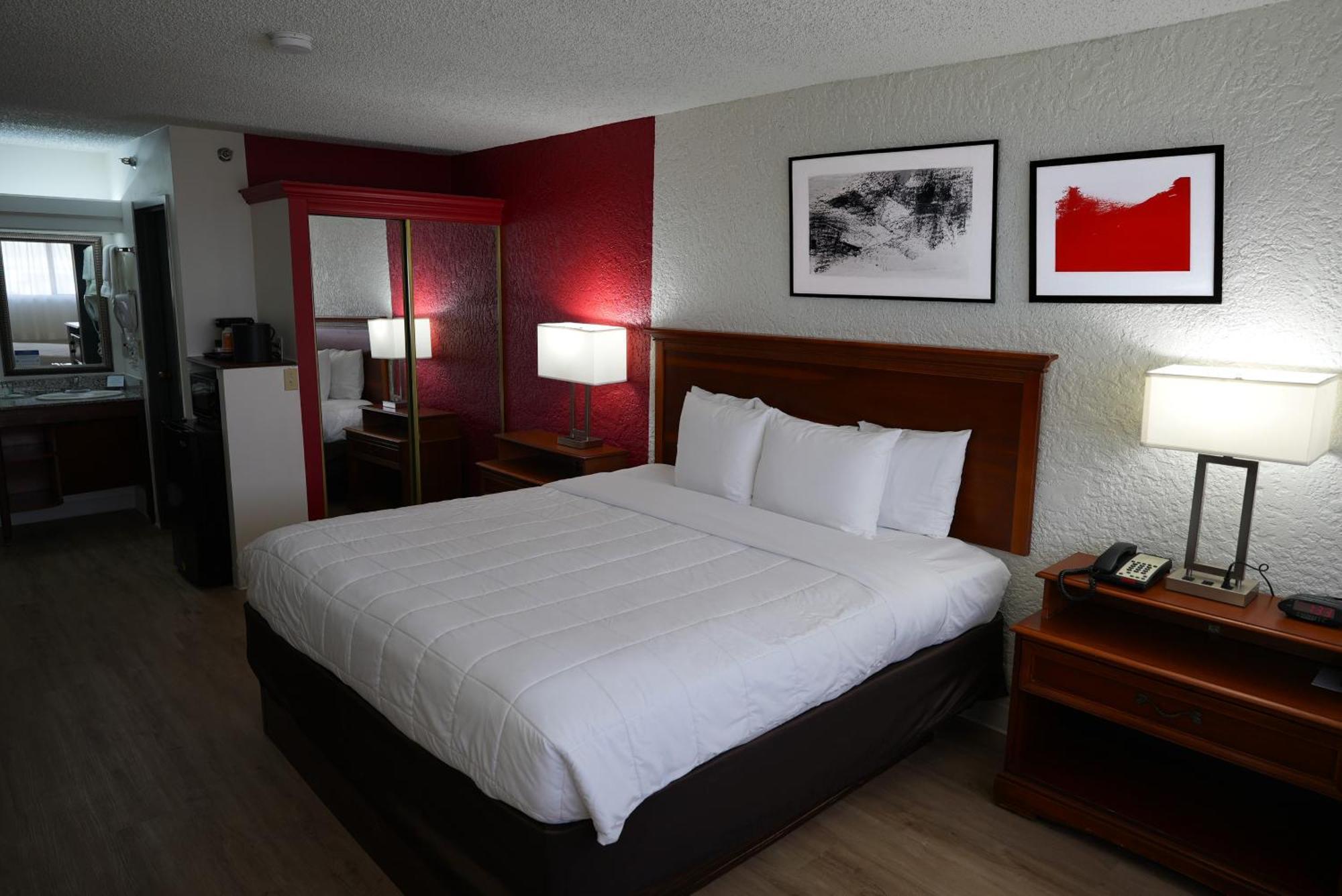 Clarion - Tulsa 3* Broken Arrow